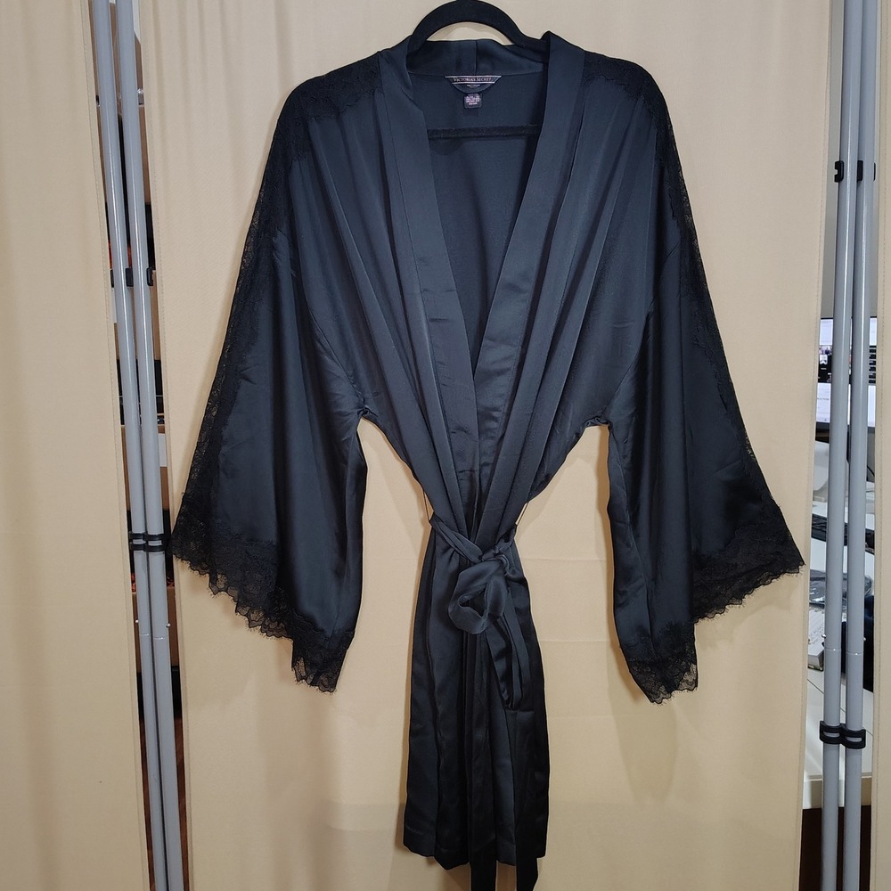 Victoria Secret Satin Lace Robe Women XL/XXL Glam Sexy Romantic Boudoir Lingerie
